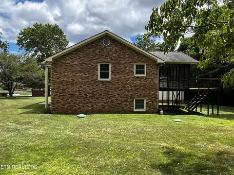 133 Iris Dr, Harrogate, TN 37752 photo 6