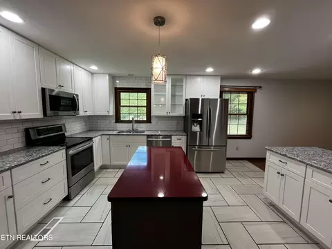 133 Iris Dr, Harrogate, TN 37752 photo 16