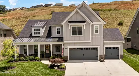 1938 English Ivy Ln, Knoxville, TN 37932