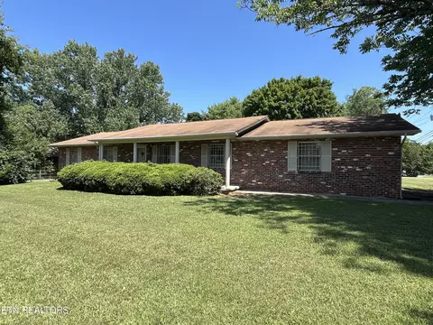 8801 NW Fox Lonas Rd, Knoxville, TN 37923