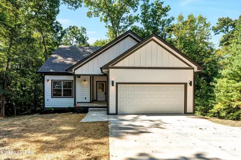 834 Trinity View Cir, Seymour, TN 37865
