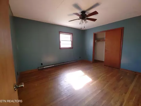 Bedroom - 1 Hill Dr, Baxter, KY 40806 photo 1 of 5