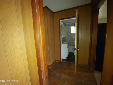 Entry Way - 1 Hill Dr, Baxter, KY 40806 photo 2 of 5