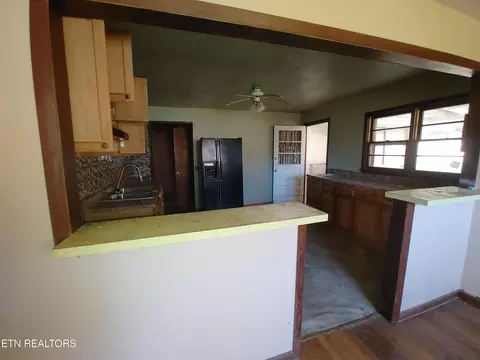 Kitchen - 1 Hill Dr, Baxter, KY 40806 photo 1 of 4