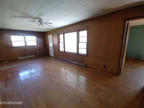 Living - 1 Hill Dr, Baxter, KY 40806 photo 5 of 5