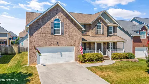 2463 Clinging Vine Ln, Knoxville, TN 37931