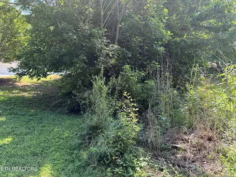 2262 Mcspadden Rd, Maryville, TN 37802