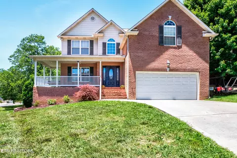 1295 Emerald Forest Ln, Powell, TN 37849