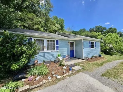 864 Park Ln, Andersonville, TN 37705