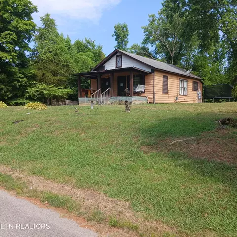111 Hassler Mill Rd, Harriman, TN 37748