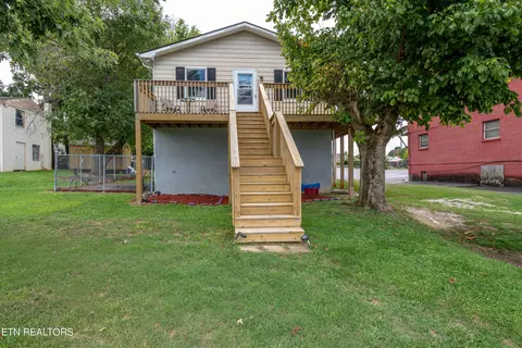 158 Badgett St, Alcoa, TN 37701