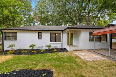 2711 Patrick Ave, Maryville, TN 37804