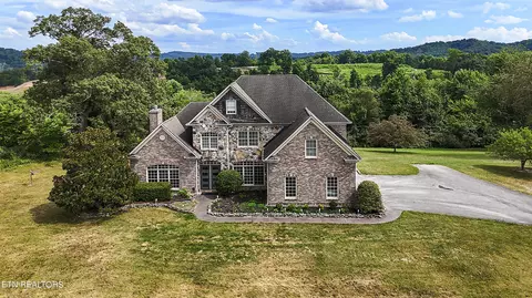 63 Rolling Links Blvd # B, Oak Ridge, TN 37830