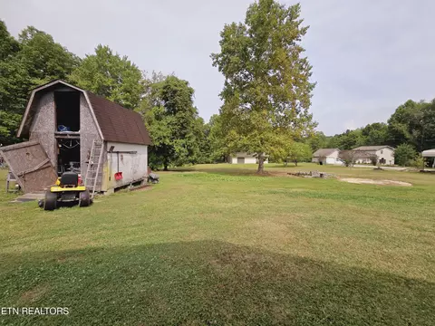 Exterior - 1249 Sandcut Rd, Oneida, TN 37841 photo 5 of 5