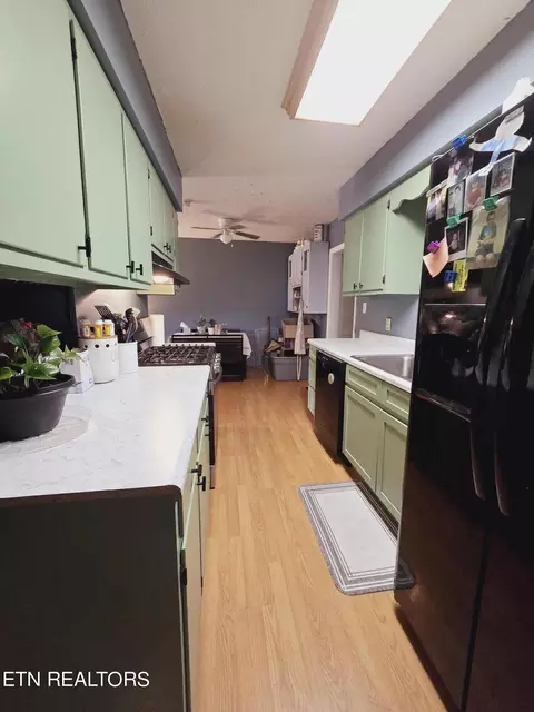 Kitchen - 1249 Sandcut Rd, Oneida, TN 37841 photo 1 of 4