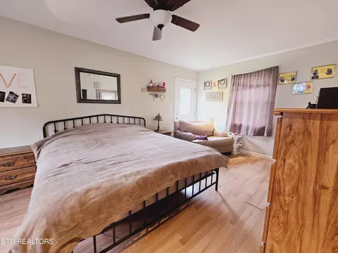 Bedroom - 1249 Sandcut Rd, Oneida, TN 37841 photo 6 of 9