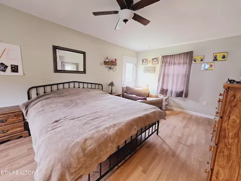 Bedroom - 1249 Sandcut Rd, Oneida, TN 37841 photo 4 of 9