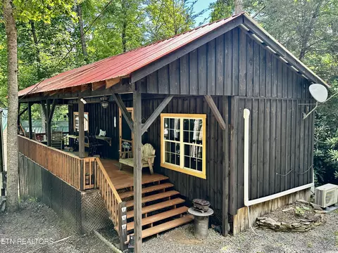 158 Serenity Circle Way, Cosby, TN 37722