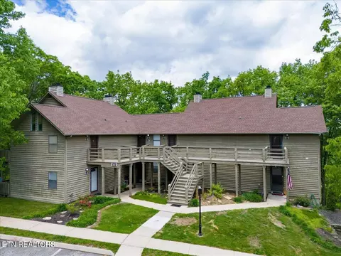 391 Moytoy Rd U 101 Rd, Crab Orchard, TN 37723