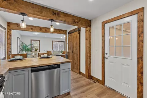 Other - 8138 Harmon Rd, Powell, TN 37849 photo 5 of 7