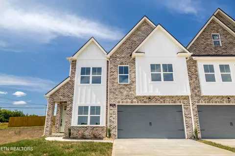 135 River Park Ln, Sweetwater, TN 37874