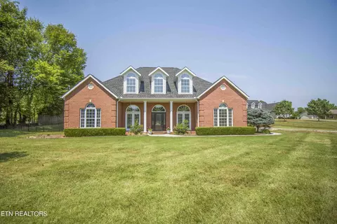7529 Washington Pike, Corryton, TN 37721