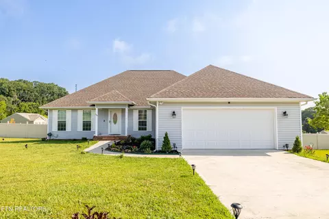 103 Lucas Ln, Sweetwater, TN 37874