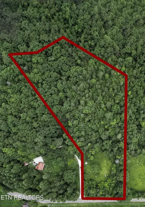 3059 Pittman Center Rd, Sevierville, TN 37876