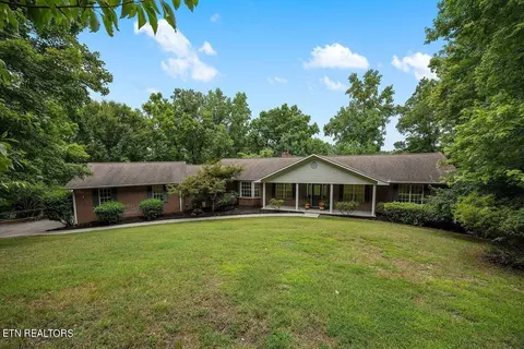 2311 Laurel Lake Rd, Knoxville, TN 37932