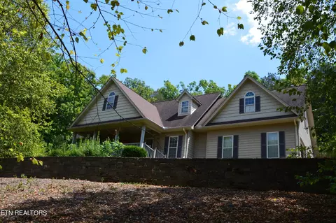 400 Eagle Rdg, Tazewell, TN 37879
