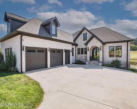 380 Old Barn Ln, Loudon, TN 37774