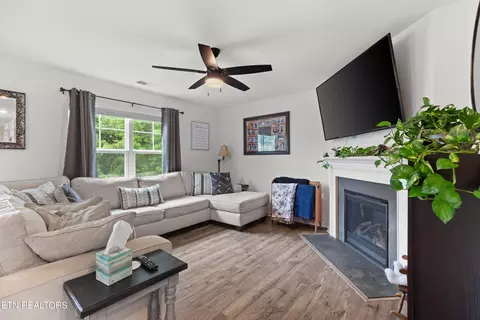 Living - 857 Greene Meadow Dr, Talbott, TN 37877 photo 1 of 1
