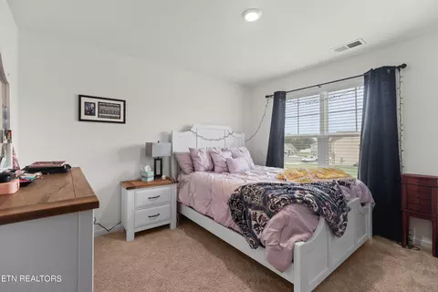 Bedroom - 857 Greene Meadow Dr, Talbott, TN 37877 photo 4 of 7