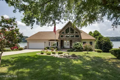 137 Cheeskogili Way, Loudon, TN 37774