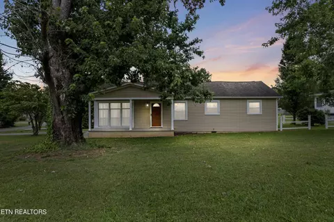 4412 Plummer Dr, Knoxville, TN 37918