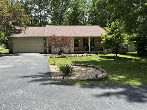 3120 Pueblo Dr, Crossville, TN 38572