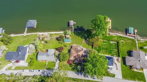 400 Lakewood Rd, Kingston, TN 37763