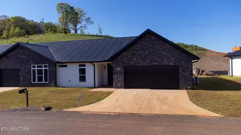 166 Lakeshore Bay Dr, Jefferson City, TN 37760