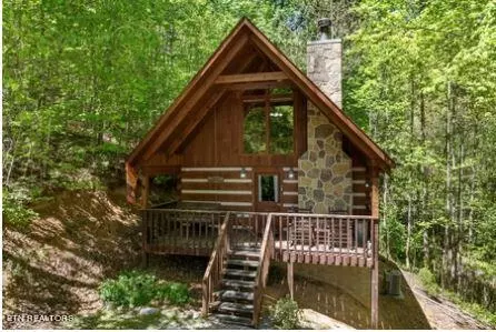 2106 Memory Way, Sevierville, TN 37876