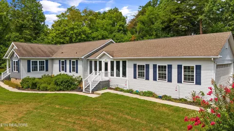 983 N Old Grey Ridge Rd, Maryville, TN 37801