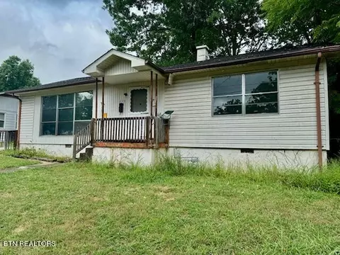 115 E Arrowwood Rd, Oak Ridge, TN 37830