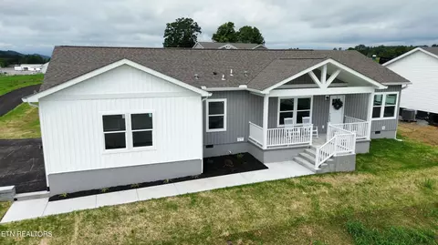 121 Turquoise Ln, New Tazewell, TN 37825