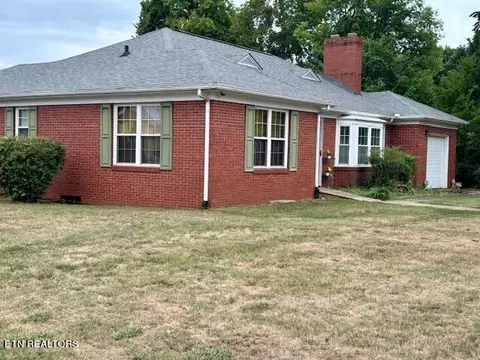 805 W 3rd N St, Morristown, TN 37814