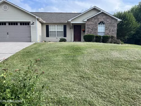 8287 Oak Terrace Ln, Powell, TN 37849