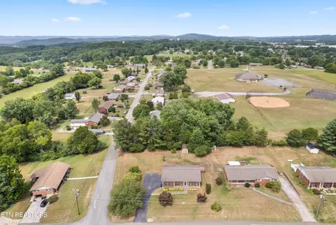 View/Area - 556 Andrew Cir, Talbott, TN 37877 photo 3 of 6