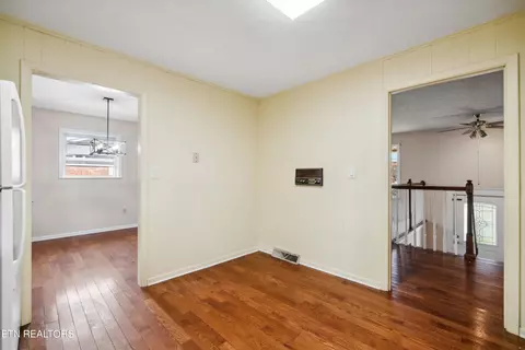Entry Way - 556 Andrew Cir, Talbott, TN 37877 photo 1 of 1