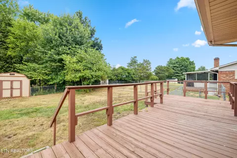 Exterior - 556 Andrew Cir, Talbott, TN 37877 photo 3 of 5