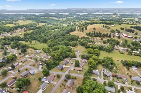 View/Area - 556 Andrew Cir, Talbott, TN 37877 photo 5 of 6