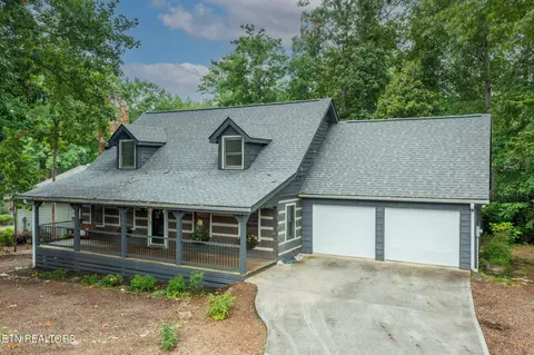 424 Tigitsi Cir, Loudon, TN 37774