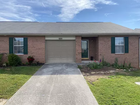 8025 Stablegate Way, Powell, TN 37849
